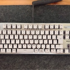 ROCCAT VULCAN TKL PRO 赤軸 動作品の画像
