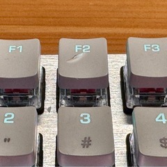 ROCCAT VULCAN TKL PRO 赤軸 動作品の画像