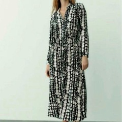 ZARAロングワンピースの画像