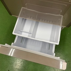 95 送料設置無料　日立　自動製氷機能付き大型冷蔵庫　17年製の画像