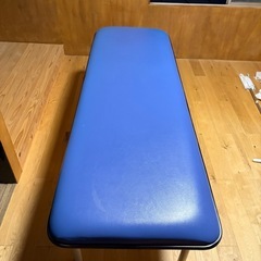 【商談中】青いベッド、青いイスの画像