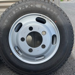 スタッドレスタイヤ ホイール6本セット  DUNLOP WINTER MAXX LT03 215/70R17.5 118/116L 小型トラック用 トヨタコースター等の画像