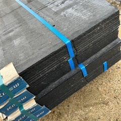 屋根材 コロニアルグラッサ クアッド　ブラックKMEW ケイミュー　4束セット DIY 引き取りのみの画像