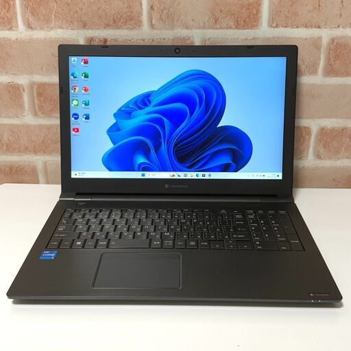 ☆第10世代i7☆ 超軽量766g メモリ16GB dynabook F68