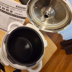 【美品】AL COLLE 電気圧力鍋 1.2L ホワイト（LPCT12W）2018年製の画像