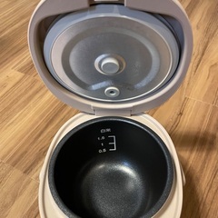【値下げ】コイズミ　小型ライスクッカー　1.5合炊きの画像