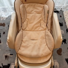 電動ハイローチェアの画像