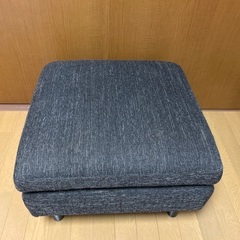 茶色のオットマン　お譲りします！無料の画像