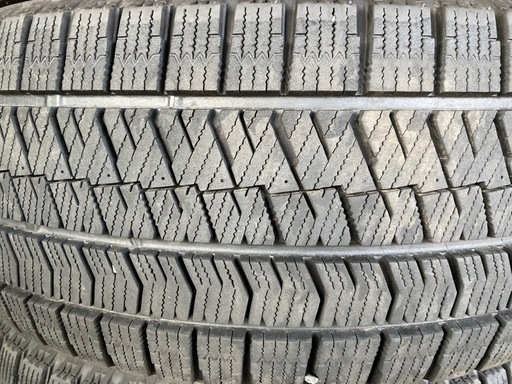 【お取引決まりました】BRIDGESTONE 215/50R17 21年製　冬タイヤ