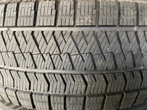 【お取引決まりました】BRIDGESTONE 215/50R17 21年製　冬タイヤ
