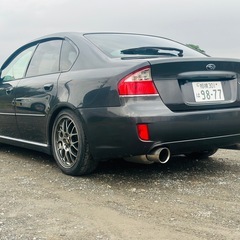 レガシーB4の画像