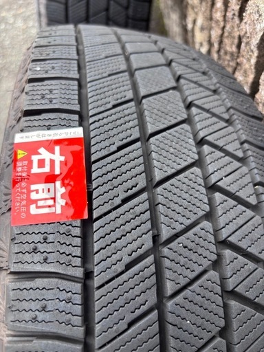BRIDGESTONE/VRX3 21年製スタッドレス 4本 ライズ ロッキー