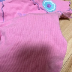 しまむら×Akureコラボ✨ほぼ未使用✨花柄ワッペン✨リブTシャツ✨の画像