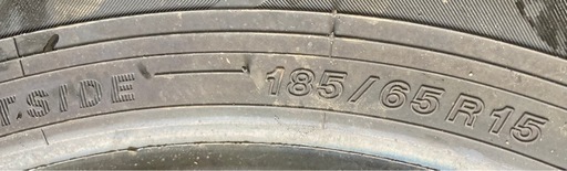 YOKOHAMA 185/65R15 24年製＋23年製　冬タイヤ　バリ溝