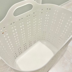 ニトリ ランドリーバスケット ソフトの画像