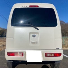 希少激レア‼️美車‼️最上位グレード✨ダイハツ✨パールホワイトハイゼットカーゴ‼️車検1年以上‼️4ＷＤ切替式‼️MT‼️ターボ‼️の画像