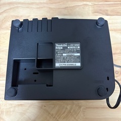 マキタ　DC18SD 7.2〜18v用充電器の画像