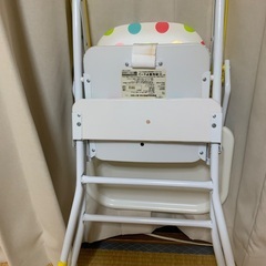 ベビーチェアの画像