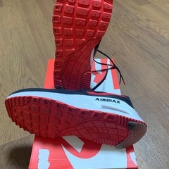Nike エアマックス スニーカーの画像