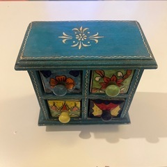 青色花柄 小物入れ 4つの引き出し インテリア 雑貨 ブルー 沖縄の画像