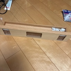 無印良品の「壁に付けられる家具トレー」の画像