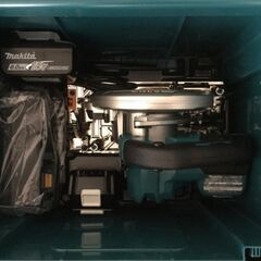 充電式丸のこ マキタの画像