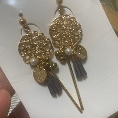 未使用ピアスの画像