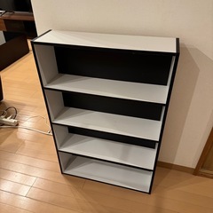 収納棚の画像