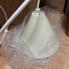 【新品未使用】aina KOLMIO ペンダントライト ホワイト×2の画像