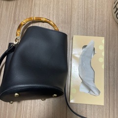 ショルダーバッグの画像