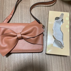 リボンショルダーバッグの画像