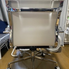 オフィスチェア　デスクチェア　
パソコンチェアの画像