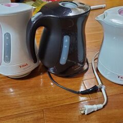 電気ケトル、ティファールの画像