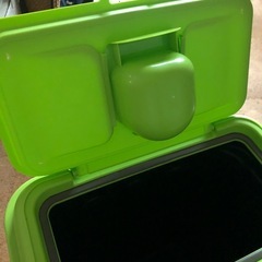 ドッグフードストッカーの画像