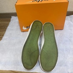 NIKE BLAZER LOW 77 PRM 27.5cmの画像