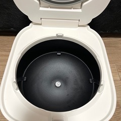 IRIS OHYAMA IHジャー炊飯器 ホワイトの画像