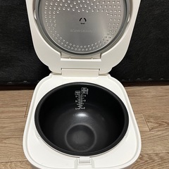 IRIS OHYAMA IHジャー炊飯器 ホワイトの画像