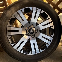 三菱 デリカ D5 純正ホイール
タイヤ4本ジオランダー225/55R18の画像