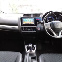 検8/10 フィット ハイブリッド Lパッケージ カロッツェリアメモリーナビ/フルセグ/Bluetooth/バックカメラ/スマートキー3個/ハーフレザーの画像