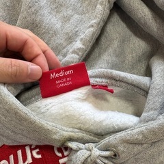 supreme ぱーかーパーカーの画像