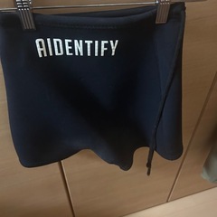 アイデンティティ　ウエットスーツxsの画像