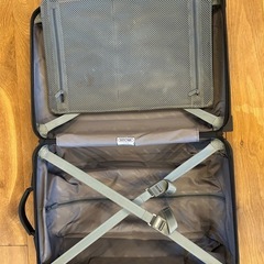 美品　週末限定値引き！リモワ　サルサ　35L 2輪　機内持込可　ブラック　キャリーケースの画像