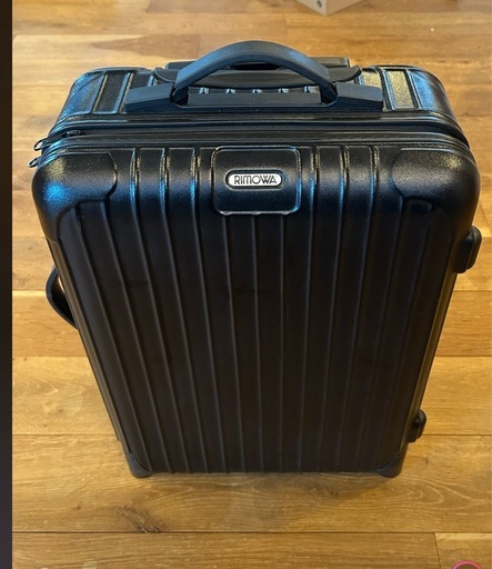 美品　週末限定値引き！リモワ　サルサ　35L 2輪　機内持込可　ブラック　キャリーケース