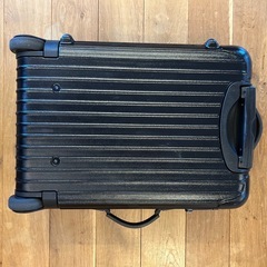 美品　週末限定値引き！リモワ　サルサ　35L 2輪　機内持込可　ブラック　キャリーケースの画像