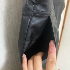レザー　スカートの画像