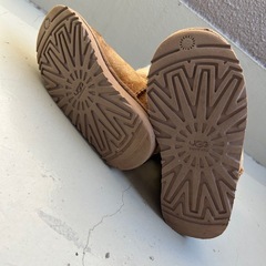 定価17000円　UGG キッズ　ブーツ　17cm ②の画像