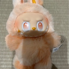 ポップマート ザ モンスターズ (ラブブ) ビッグイントゥエナジー シリーズ ぬいぐるみペンダント ハピネス [単品]の画像