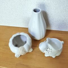 花瓶　小物入れ　姫系インテリアの画像