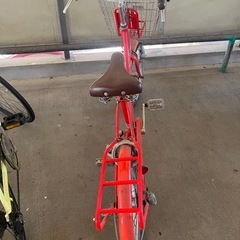 自転車 後輪パンクの画像