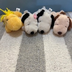 スヌーピーぬいぐるみキーホルダーとペネロペぬいぐるみキーホルダーの画像
